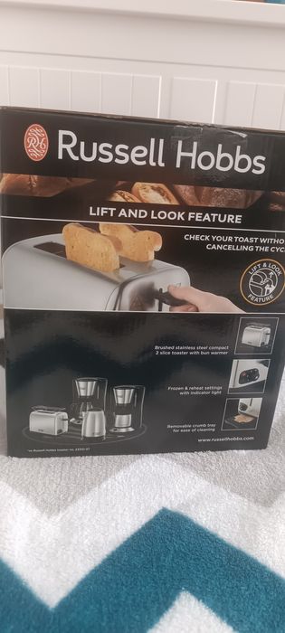 Toster Russell Hobbs