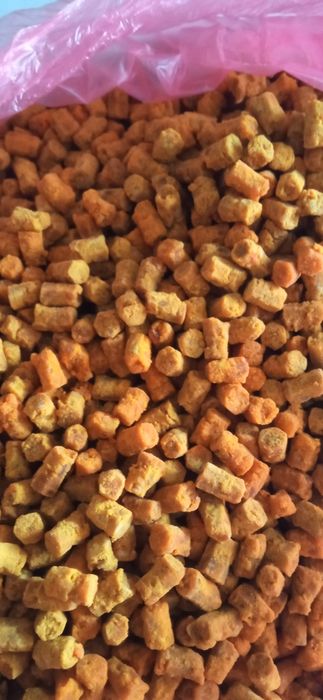 Перга бджолина з