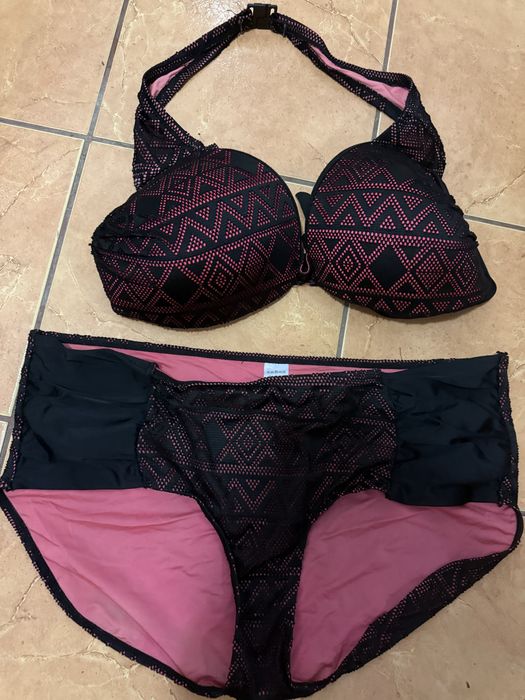 Купальники б/в в ідеальному стані,