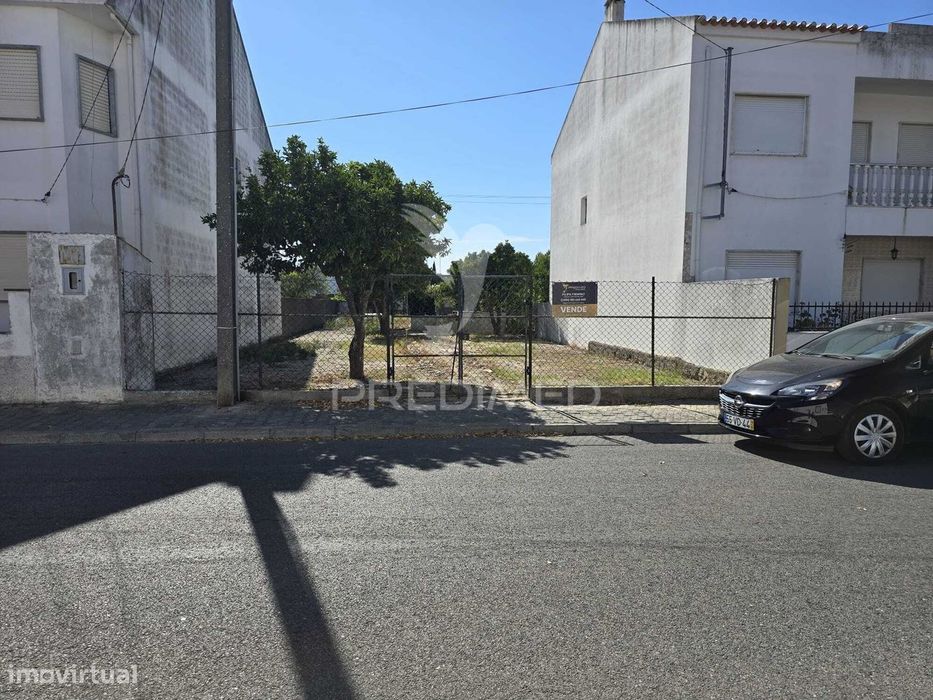 Lote de terreno para construção