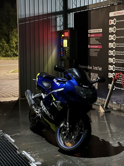 Suzuki GSX R 600