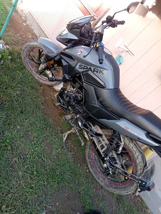 Продам мотоцикл стан ідеальний