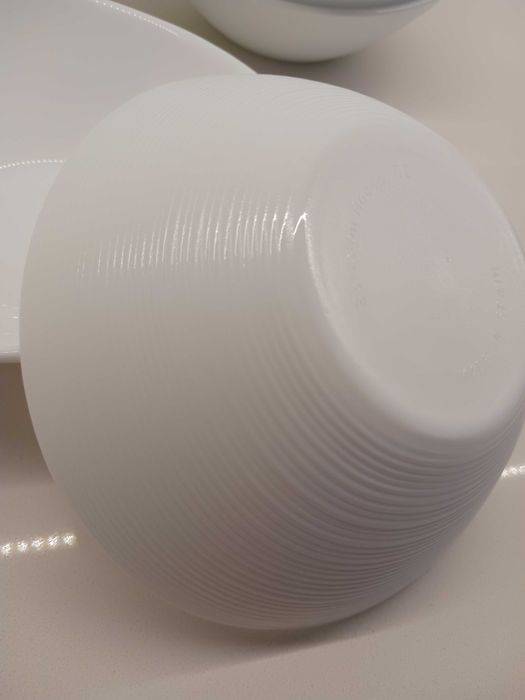 White Pyrex Bowls446400935432048641