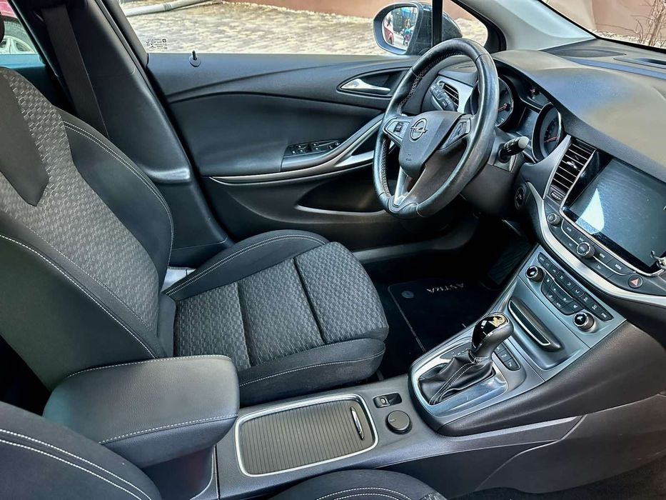Продам Opel Astra K 2017р