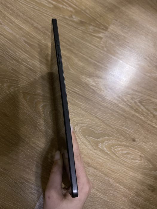 Планшет самунг Galaxy tab a9+