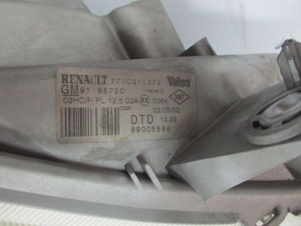 Ótica / farol direita RENAULT Trafic II (FL)