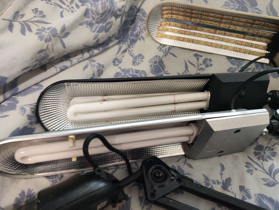 лампа настольная светильник поворотна led ccflгнучка