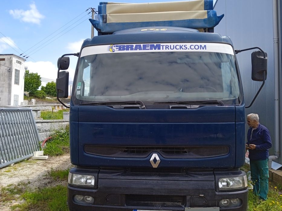 Camião Renault 320 CDI