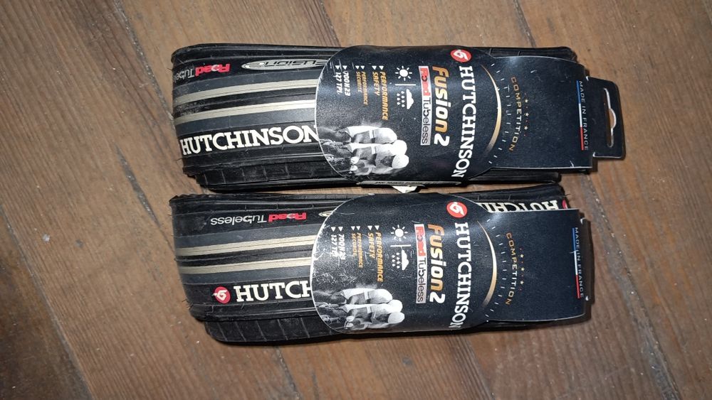 Pneus bicicleta de estrada