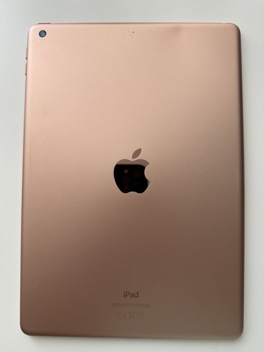 Планшет Apple iPad 8 (2020) 32GB Wi-Fi Gold | Чистий iCloud