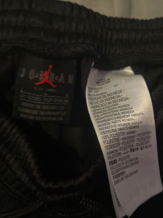 Calças Pretas e vermelhas 12/13 anos Jordan
