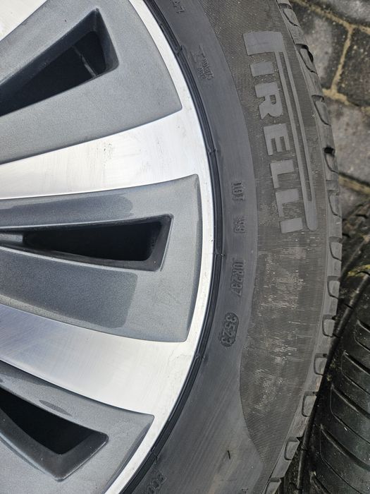 Alufelgi 17 Koła Skoda Superb III 3V0 lato