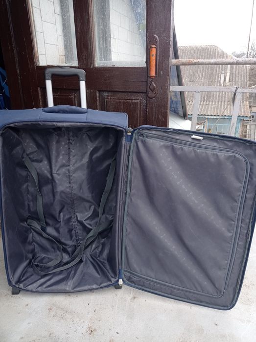 Валіза синя 50/70