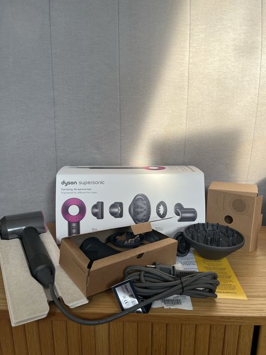 Dyson supersonic