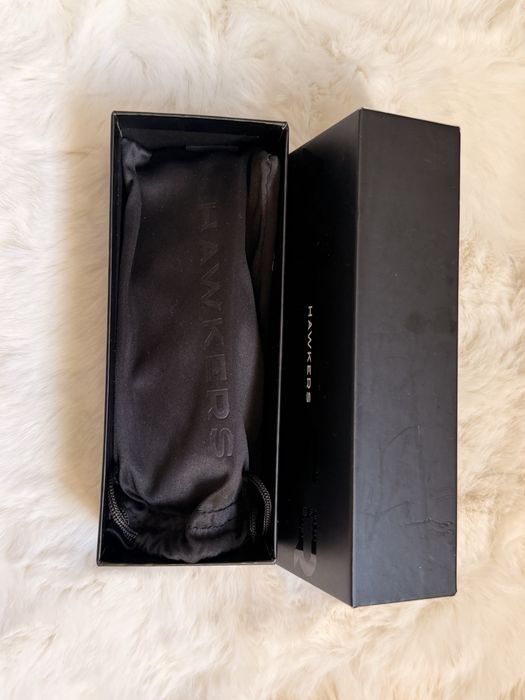 Óculos Hawkers com Bolsa e Caixa Original /Envio hoje