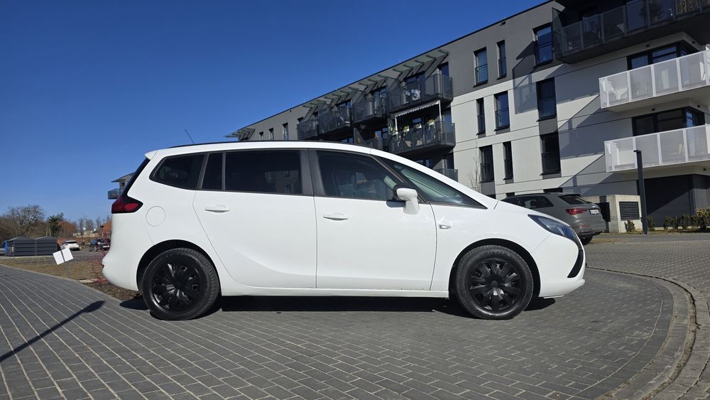 Opel Zafira 1.6 CNG,2012r,7-osobowy,nowy rozrząd,klimatyzacja,elektryk