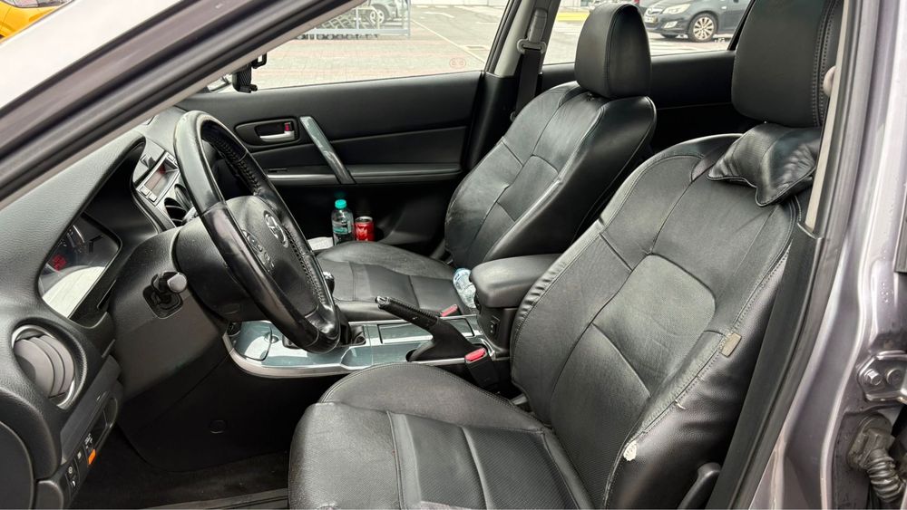 Mazda 6        .