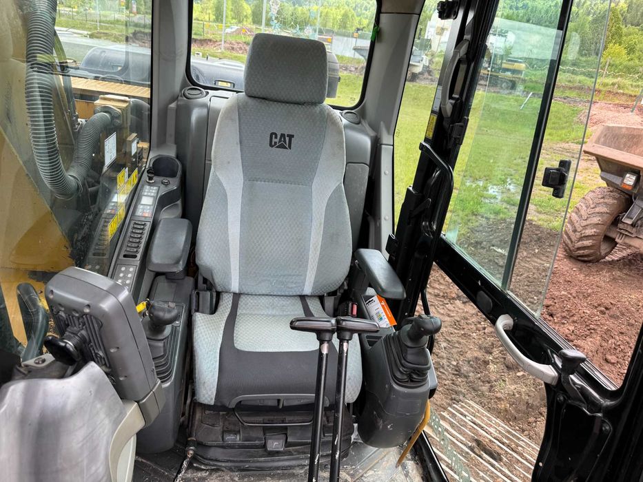 Koparka gąsienicowa Cat 323DL 2011 rok 6200 mth Mitsubishi C6.4