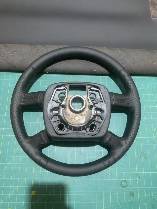 Продам руль Wolkswagen T5