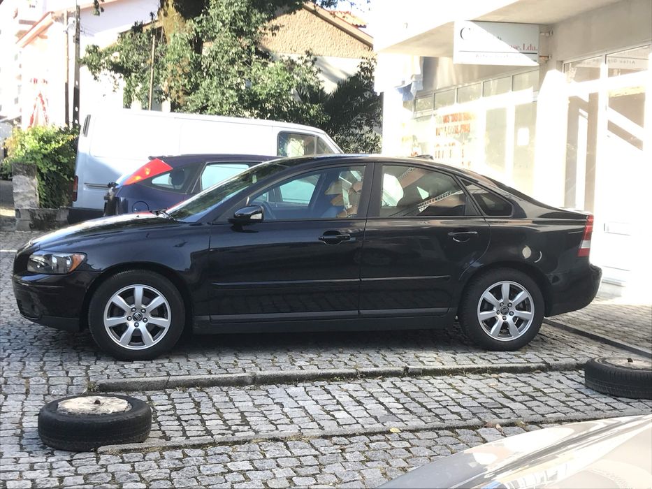 4 Jantes originais Volvo de 16” com pneus novos
