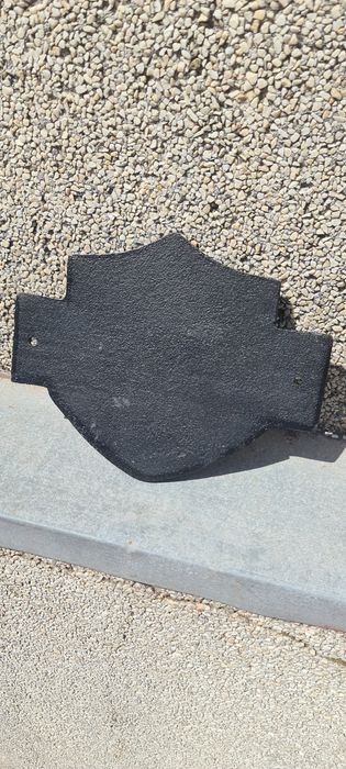 Placa decorativa Harley-Davidson em ferro fundido