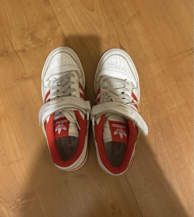 Adidas forum low vermelhos