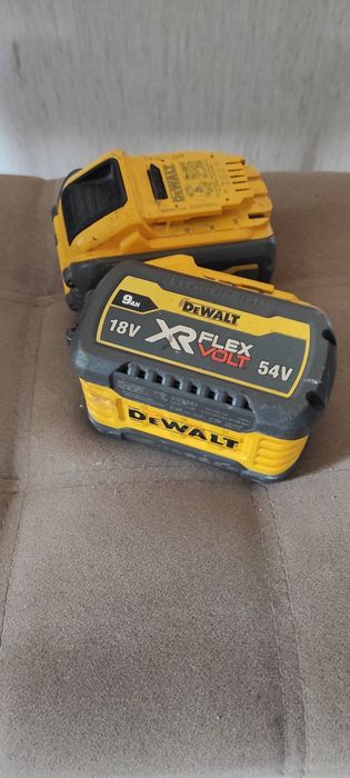 DeWalt flexvilt 9ah