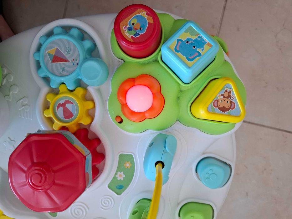 Mesa de Jogos Interativos Clementoni