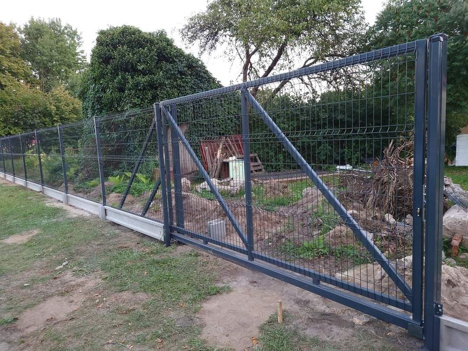 Ogrodzenia panelowe panel bramy furtki słupki płot palety