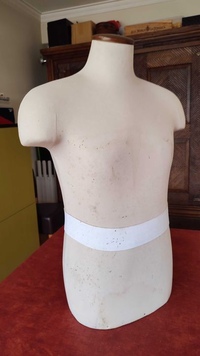 Lote de 3 manequins - 2 masculino e 1 feminino