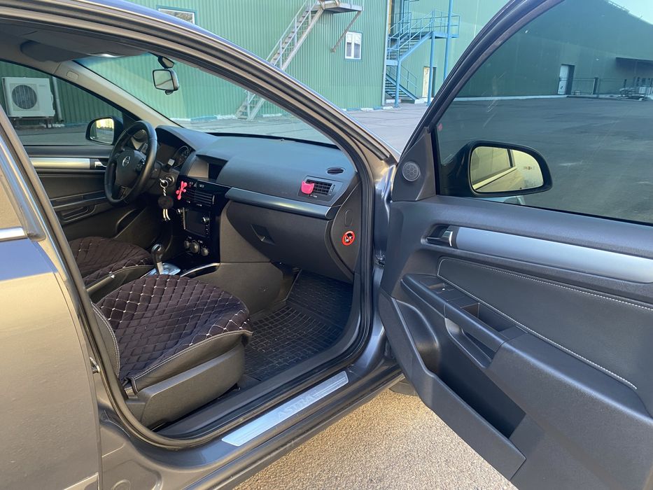 Продаю Opel Astra H 2009р.в