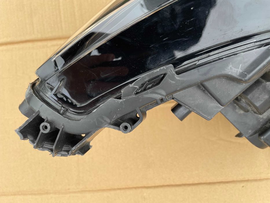 Lampa przód przednia lewa Peugeot 208 2008 2 II Full LED Europa