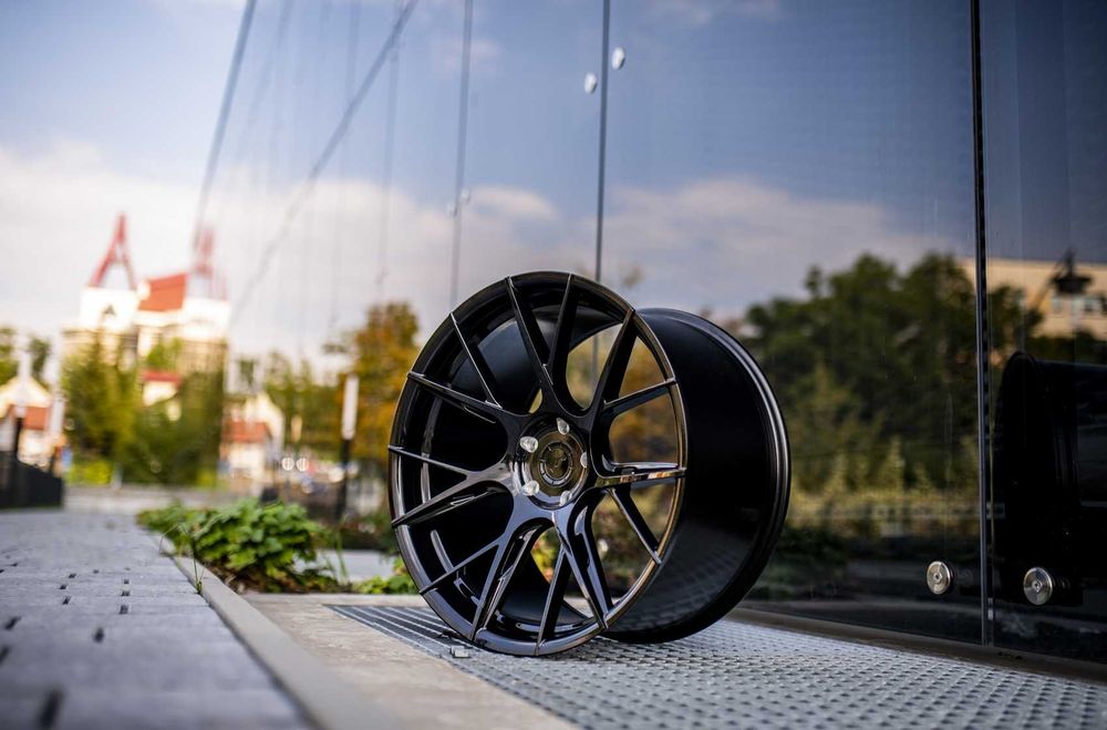 Диски Japan Racing JR42 | R19  | 5x114,3