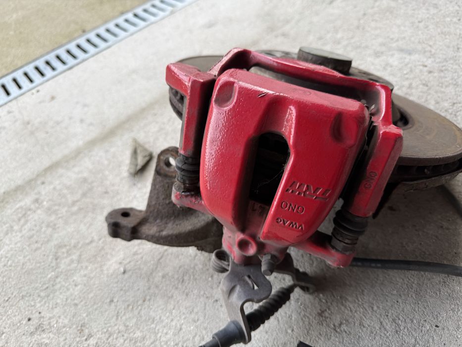 Travagens traseira seat leon 5F cupra 272MM