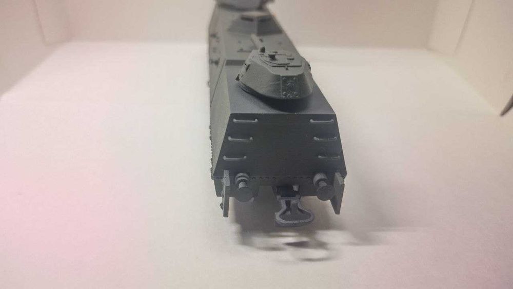 Броневагон радянского бронепотягу "Козьма Мінін". Piko. Roco. HO