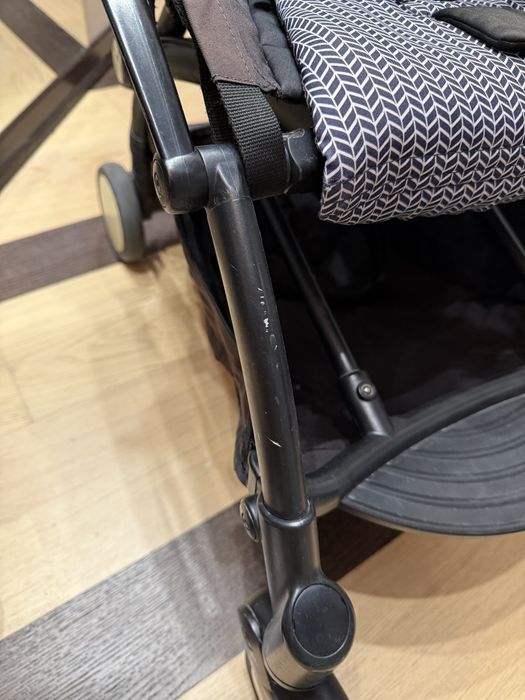 Продам коляску babyzen  yoyo