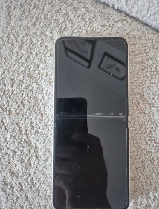 Sprzedam telefon samsung galaxy Z FLIP7 FE