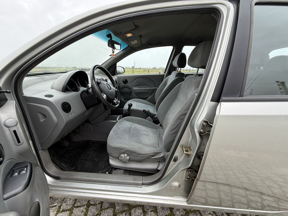 Daewoo kalos 1.2 2004 excelente estado