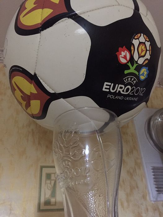 Стакан плюс 6 билетов ЕВРО 2012 в подарок