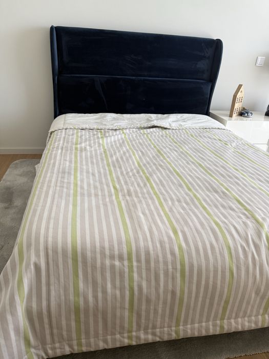 Cama veludo com colchao