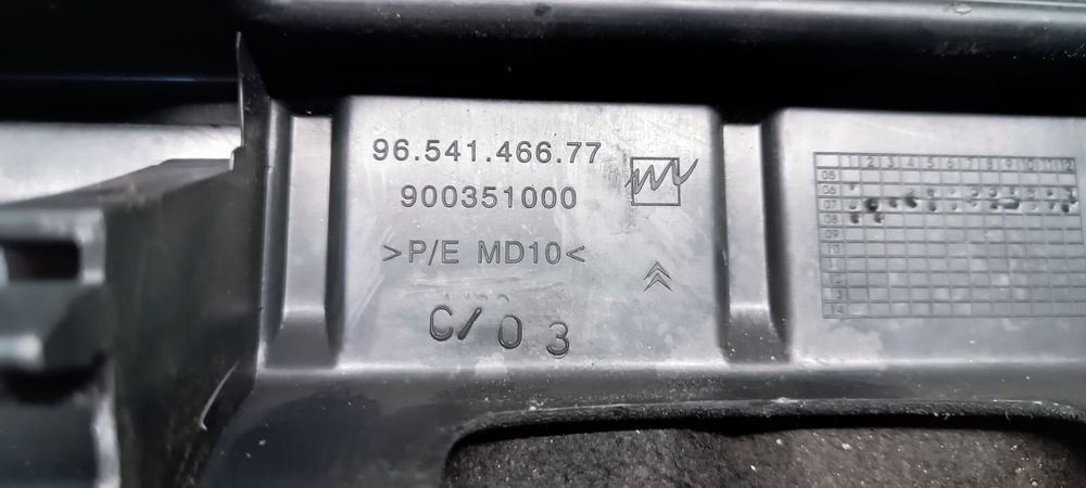 Cobertura Inferior / Tapete / Alcatifa da Mala CITROËN C4 PICASSO I Veículo multiuso - 9654146677