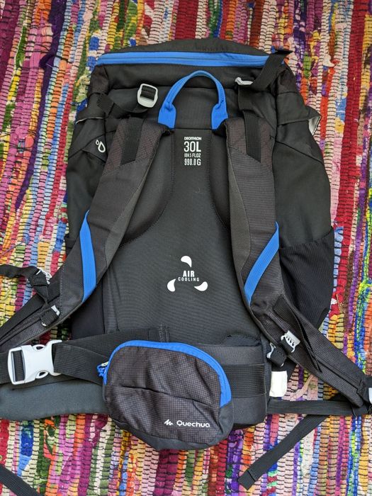 Рюкзак Quechua 30 л. Большой рюкзак с чехлом от дождя. Брезентовый рюкзак.