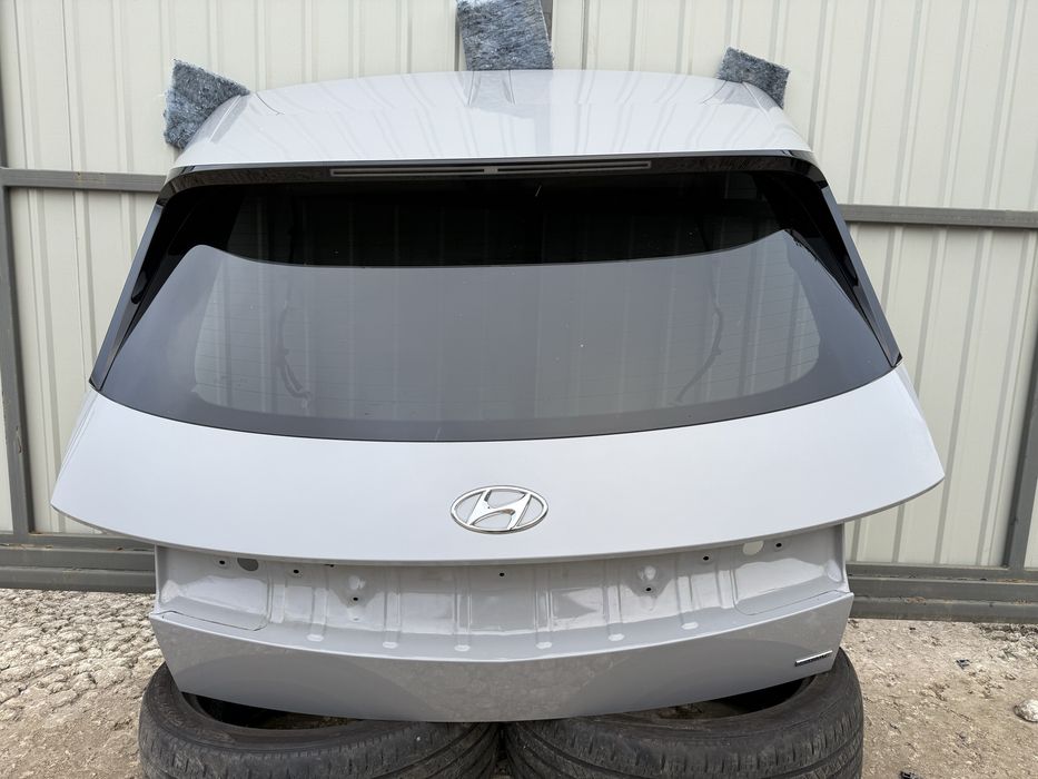 Кришка,ляда багажника для Хюндай Іонік 5, Hyundai Ioniq 5 сіра C5G