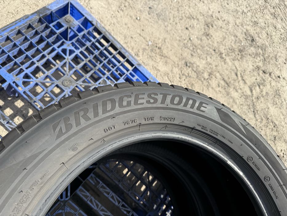235/55 r18 Bridgestone Blizzak LM001 Резина зимняя