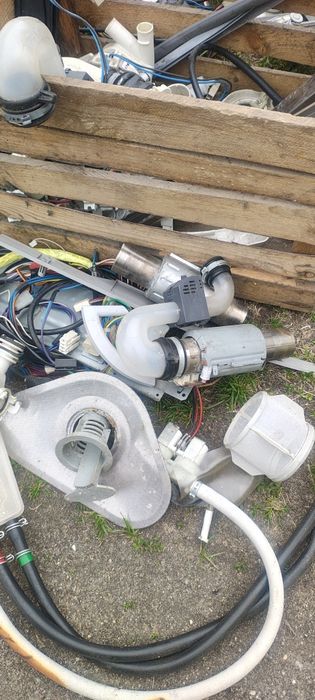 Zmywarka. Indesit. Części. Cena Za całość