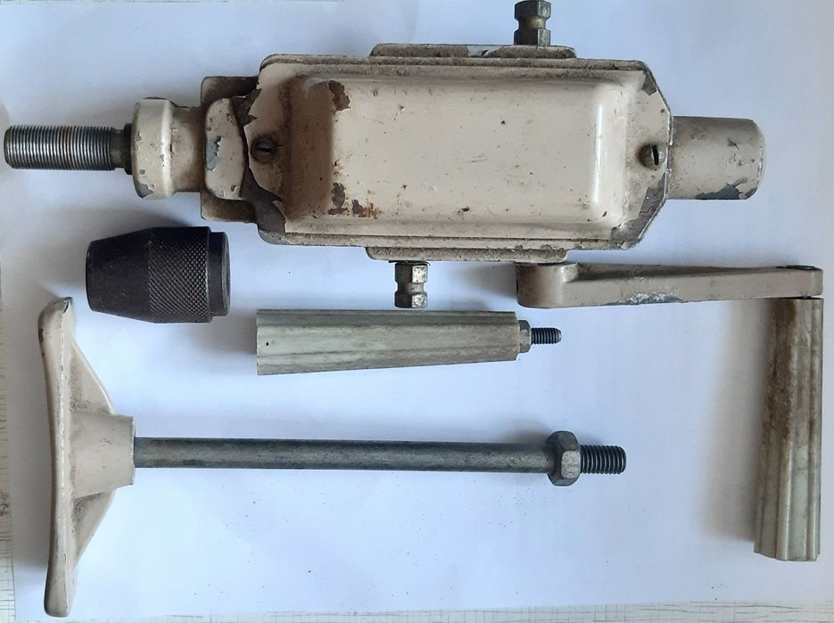 Продам ручную дрель