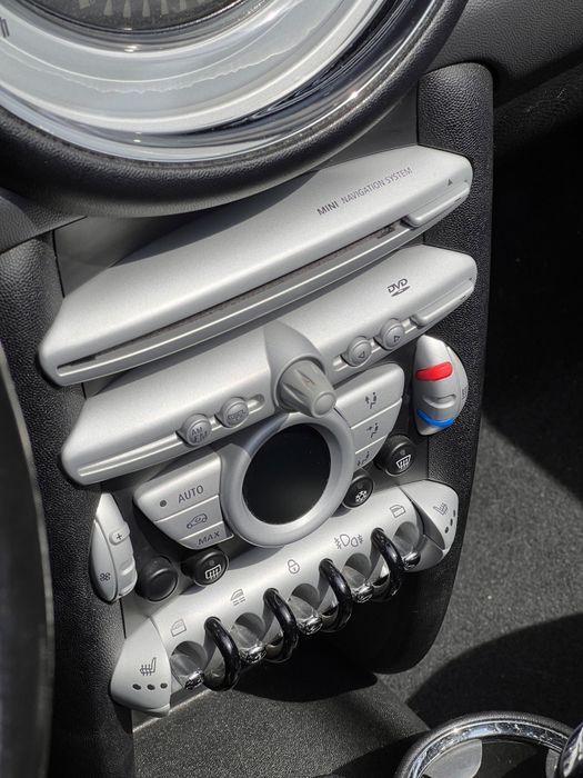 MINI Cabrio — fotografia 4