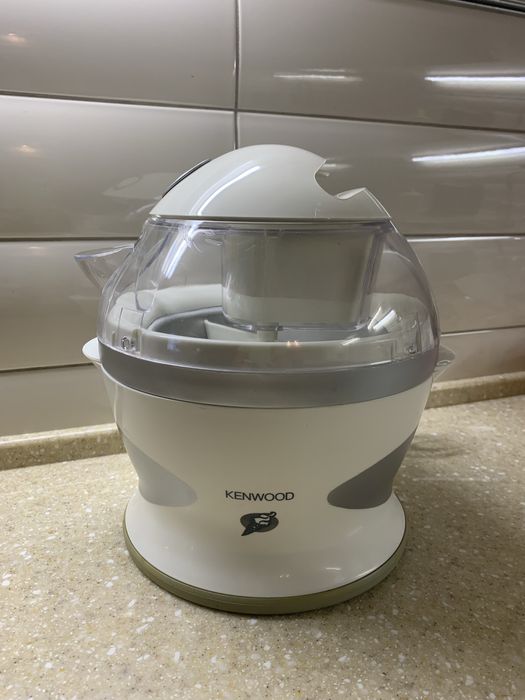 Б/У Мороженица Kenwood IM 250