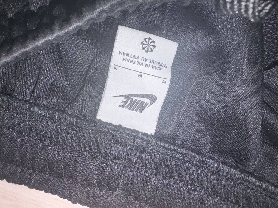 Spodnie Nike r.M
