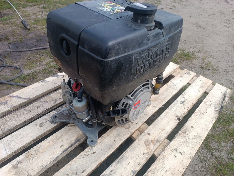 Silnik Diesel Hatz 1B30 -2  4.2 kW Rok 2018  Stan Bardzo Dobry